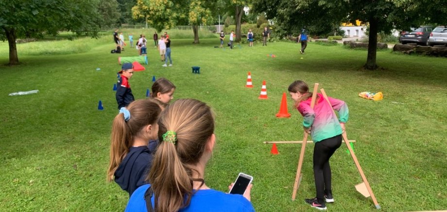 Ferienspiele der Stadt Bad Soden am Taunus: Spieleparcours im Kurpark